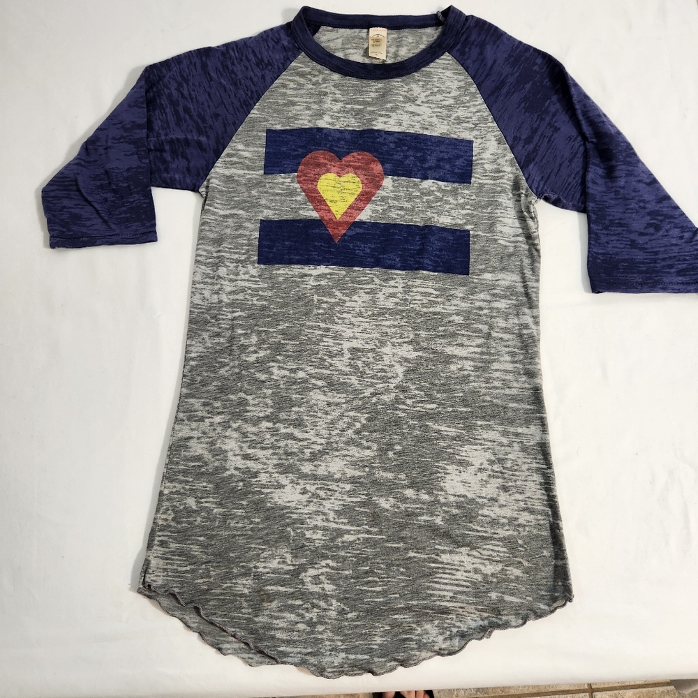 Alternative Women's Grey Burnout Raglan Tee with Navy Sleeves and Heart